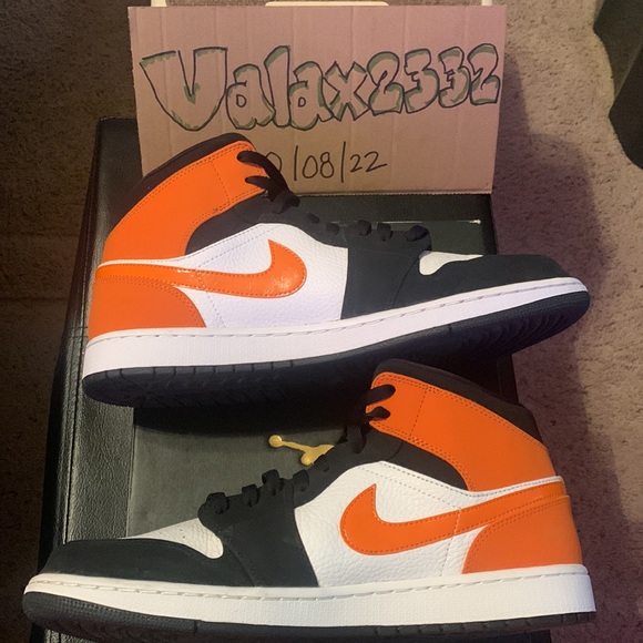 Jordan 1 Mid Shattered Backboard Black Starfish - Picture 3 of 6